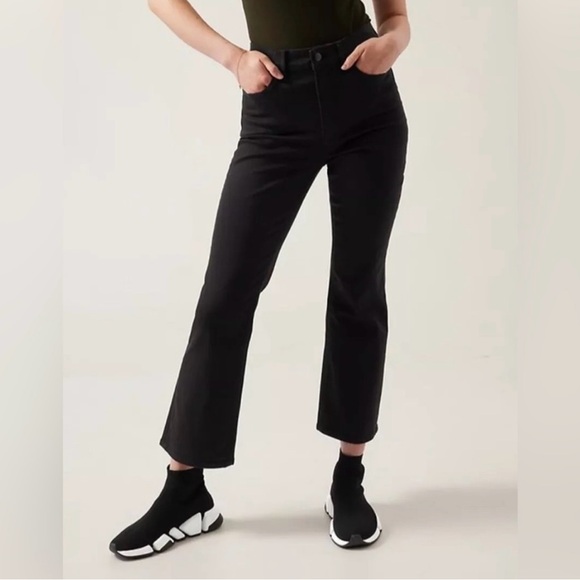 Athleta Women’s Flex Kick Flare Jean in Black Size 8 - Picture 4 of 12
